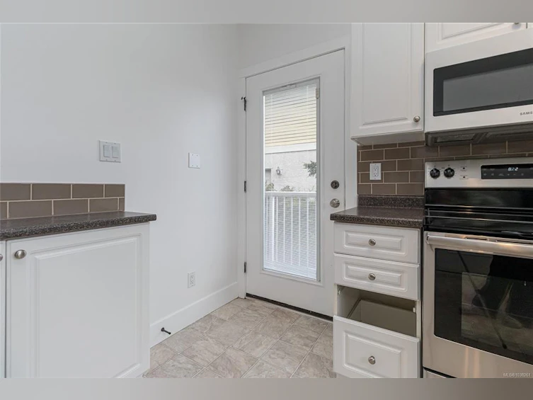 560 Tory Place, Colwood, BC, V9C 3S2 - 26