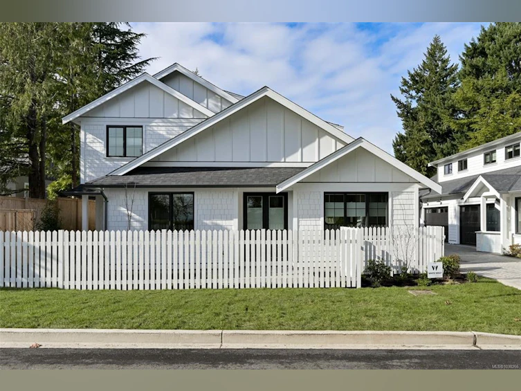 1-5032 Wesley Road, Saanich, BC, V8Y 1Z4 - 49