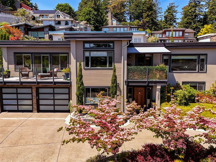2491 Cadboro Heights Lane, Saanich, BC, V8N 0B2 - 42