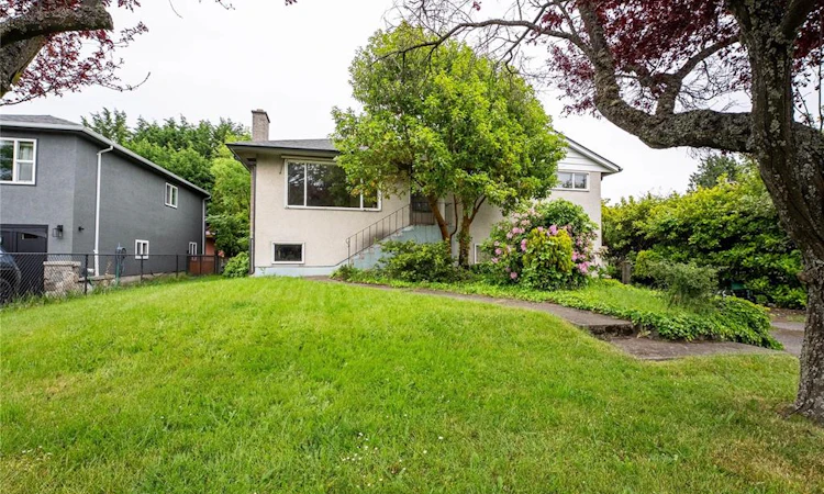 3205 Aldridge Street