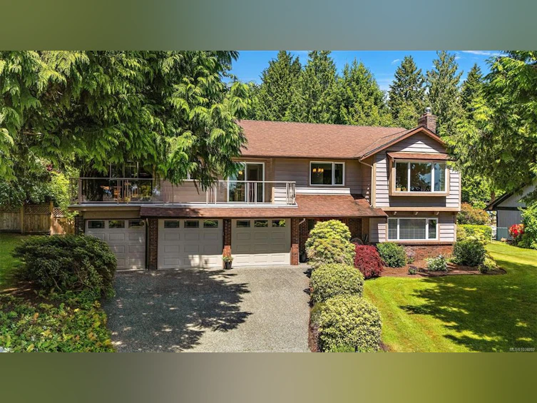 1772 Barrett Drive, North Saanich, BC, V8L 4V1
