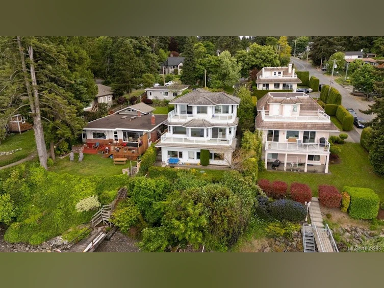 7014 Brentwood Drive, Central Saanich, BC, V8M 1B4 - 8