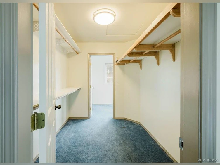 7014 Brentwood Drive, Central Saanich, BC, V8M 1B4 - 46