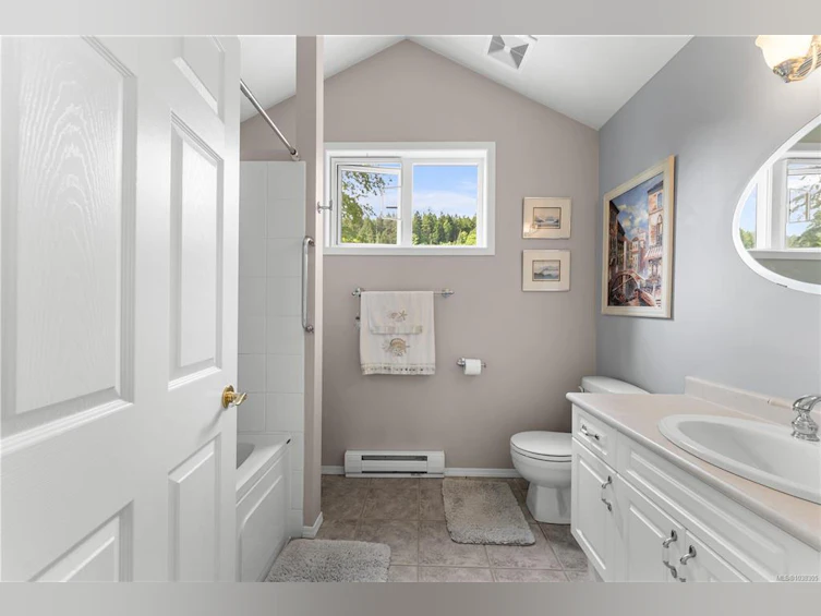 1351 Sea Lovers Lane, Gabriola Island, BC, V0R 1X5 - 35