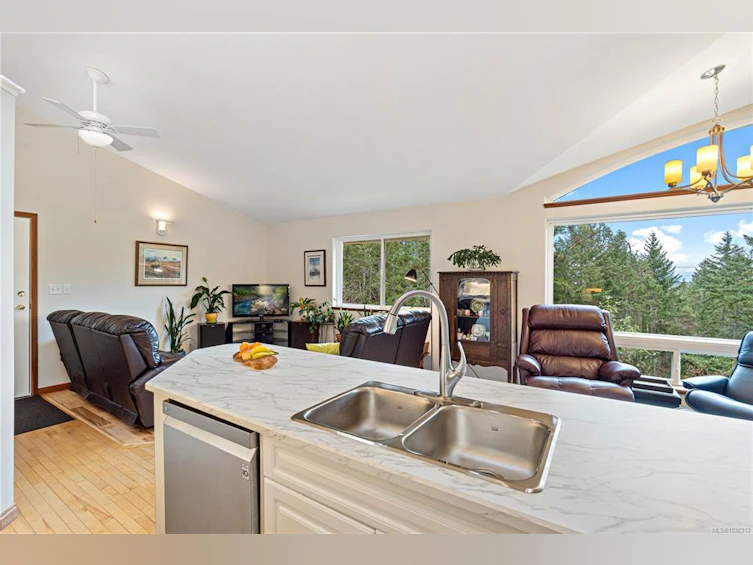 1990 Rena Road, Nanoose, BC, V9P 9B1 - 20