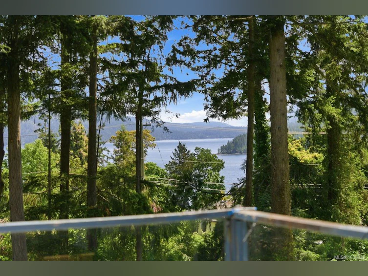 1068 Manley Street, Duncan, BC, V9L 5X2 - 11
