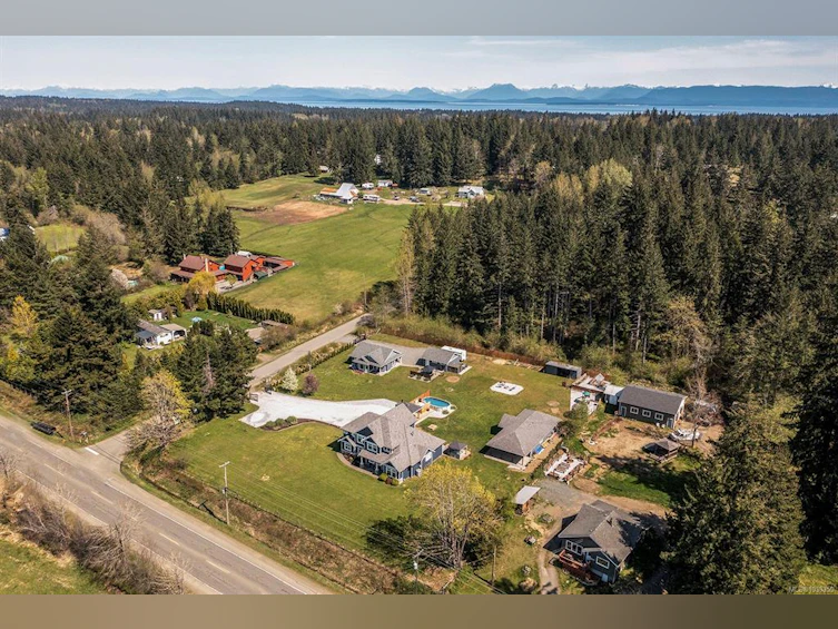2495 Graham Road, Courtenay, BC, V9J 1T4 - 73