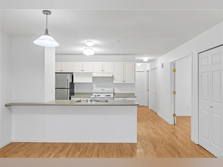 A-6144 Mcgirr Road, Nanaimo, BC, V9V 1V1 - 6