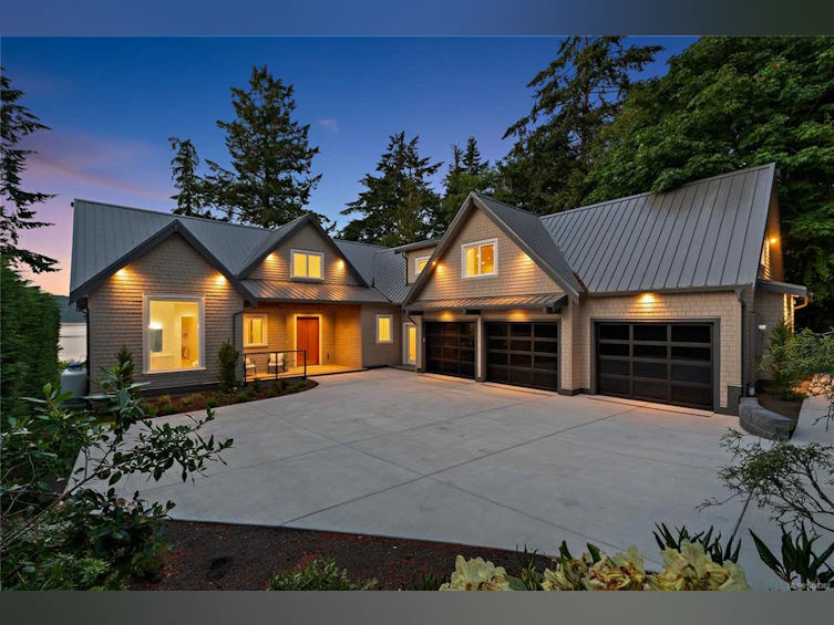 11665 Jupata Way, North Saanich, BC, V8L 5K1 - 3