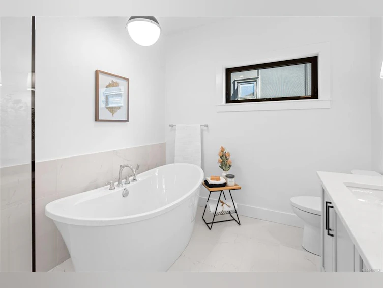 2009 Pinehurst Terrace, Langford, BC, V9B 3S3 - 34