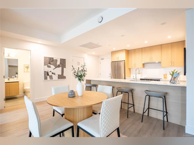 202-258 Helmcken Road, View Royal, BC, V9B 7G9 - 7