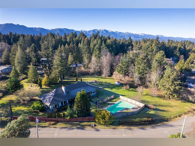 160 Kopina Drive, Bowser/Deep Bay, BC, V0R 1G0