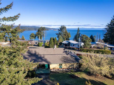 160 Kopina Drive - 2