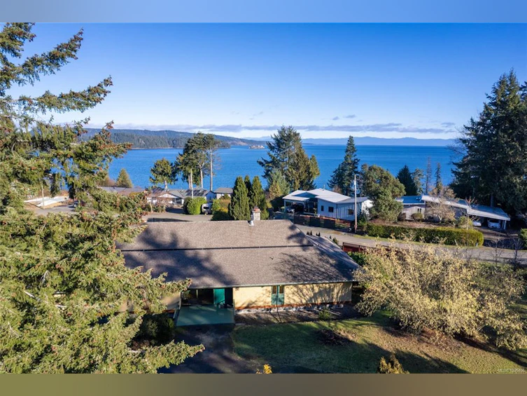 160 Kopina Drive, Bowser/Deep Bay, BC, V0R 1G0 - 2