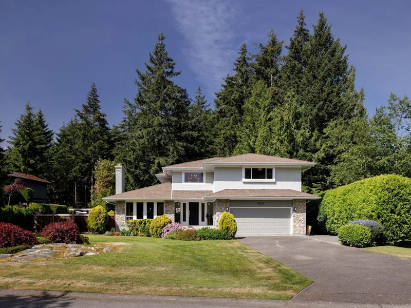 8615 Sentinel Place, North Saanich BC V8L 4Z8