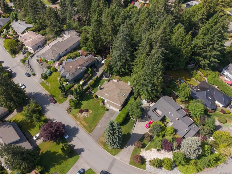 8615 Sentinel Place, North Saanich, BC, V8L 4Z8 - 40