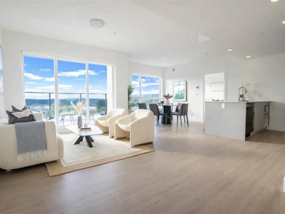 303-258 Helmcken Road - 3