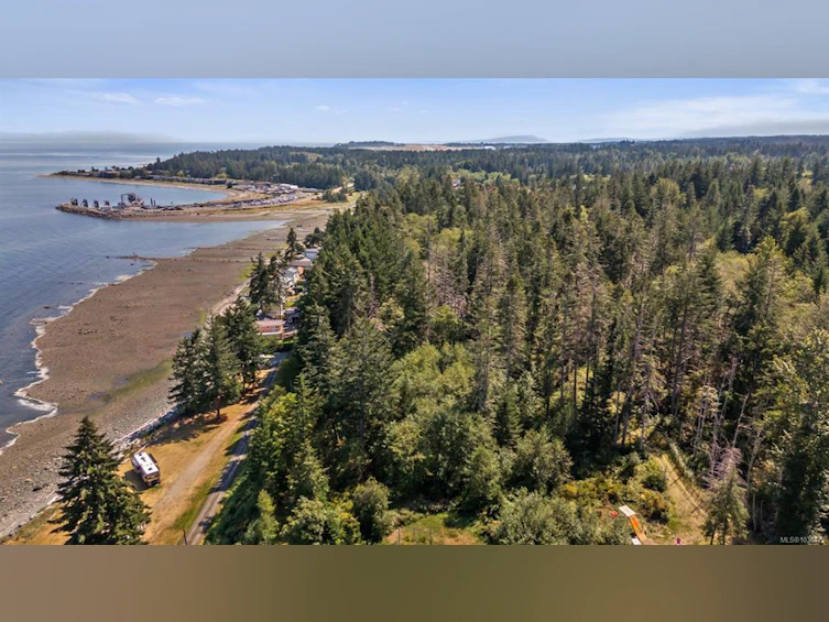 1494 Wilkinson Road, Comox, BC, V9M 4B3 - 39