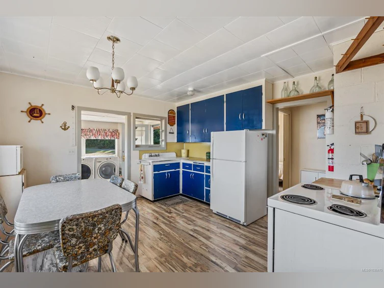 1494 Wilkinson Road, Comox, BC, V9M 4B3 - 15