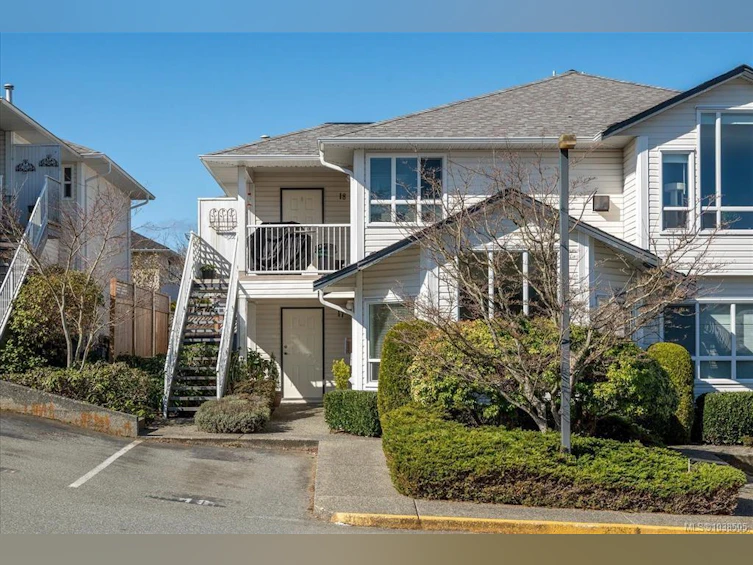 17-6245 Blueback Road, Nanaimo, BC, V9V 1N7