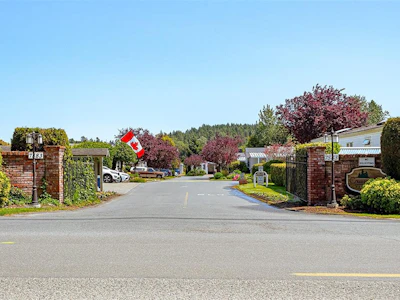 23-7583 Central Saanich Road - 2