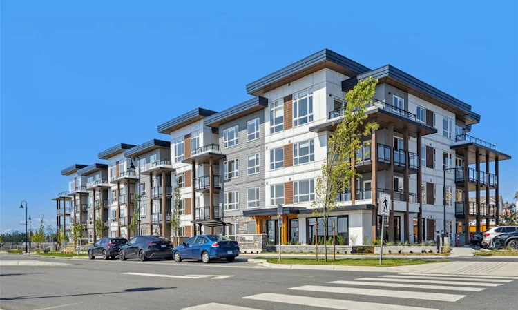 102-3564 B Ryder Hesjedal Way