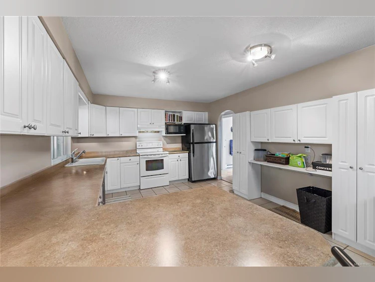 1524 Pacific Crescent, French Creek, BC, V9P 1X6 - 20
