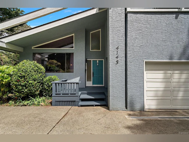 4143 Cedar Hill Road, Saanich, BC, V8N 3C2 - 43