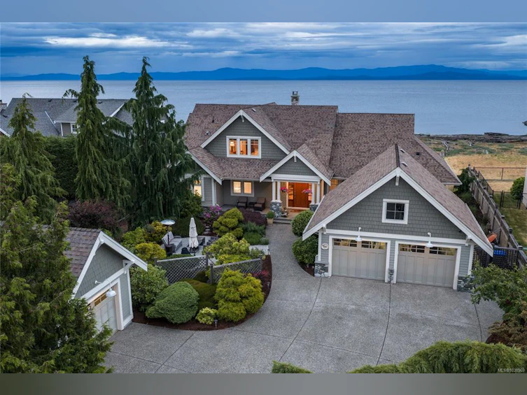 959 Mcfeely Drive, Qualicum Beach, BC, V9K 2B7 - 2