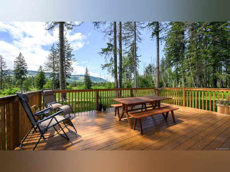 2056 Spike Road, Black Creek, BC, V9J 1N5 - 29