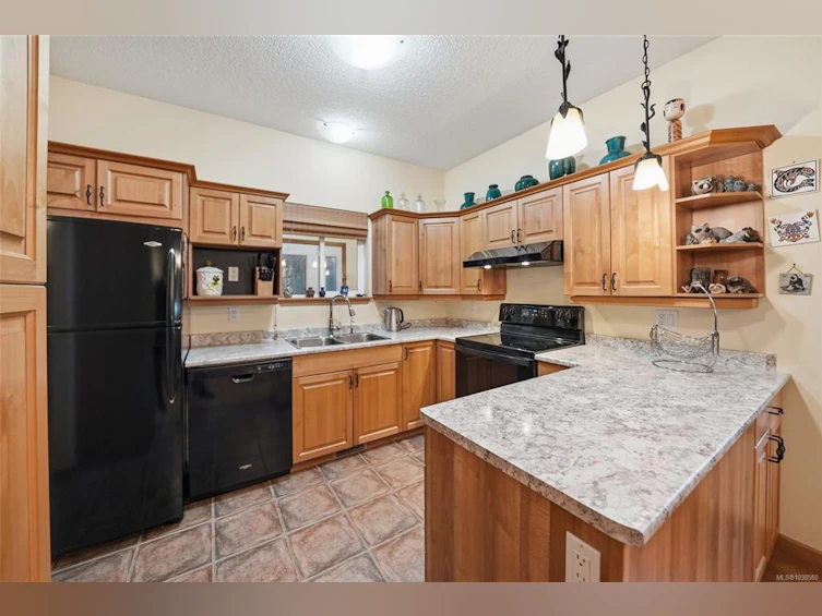 891 Terrien Way, Parksville, BC, V9P 1T2 - 3