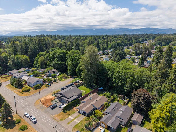 B-175 Willemar Avenue, Courtenay, BC, V9N 3L3 - 31