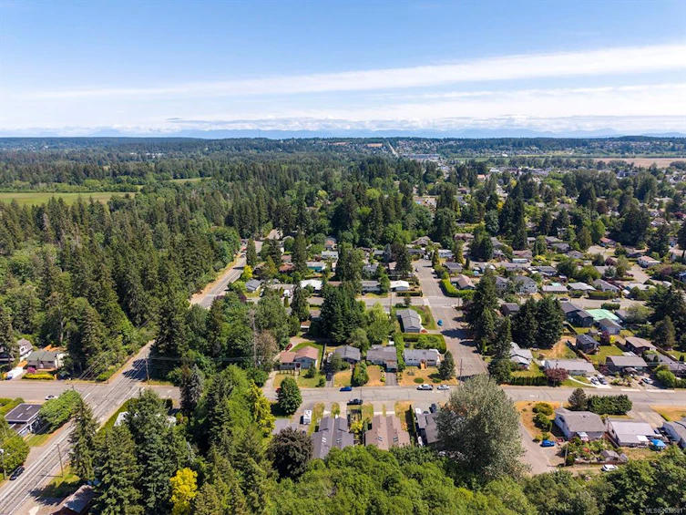 B-175 Willemar Avenue, Courtenay, BC, V9N 3L3 - 33