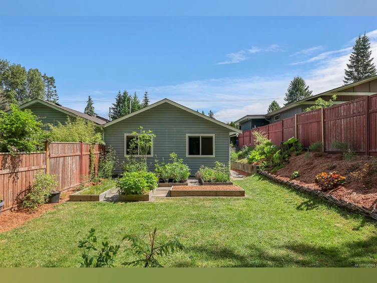 B-175 Willemar Avenue, Courtenay, BC, V9N 3L3 - 27