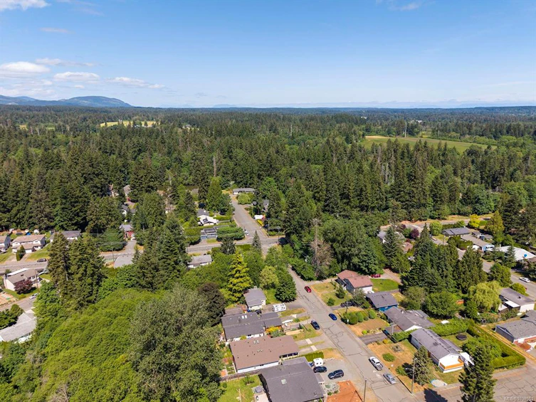 B-175 Willemar Avenue, Courtenay, BC, V9N 3L3 - 34
