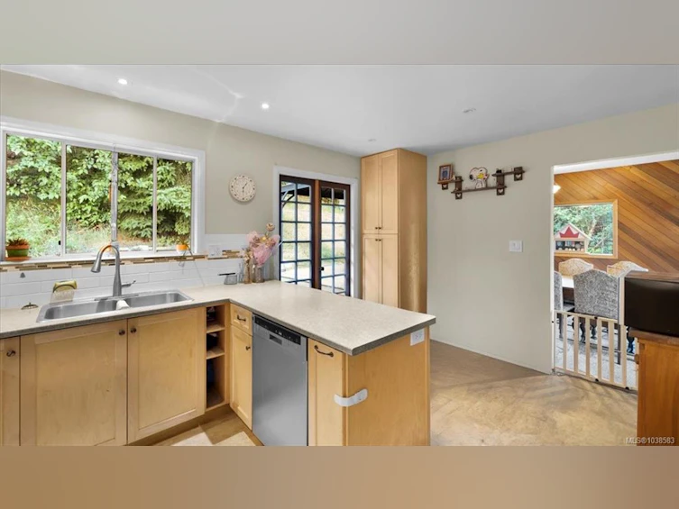 2348 N French Road, Sooke, BC, V9Z 0M5 - 22