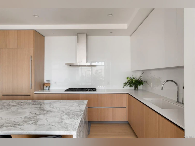 501-888 Government Street, Victoria, BC, V8W 0G5 - 7