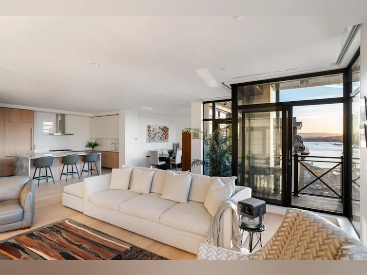 501-888 Government Street, Victoria, BC, V8W 0G5 - 4
