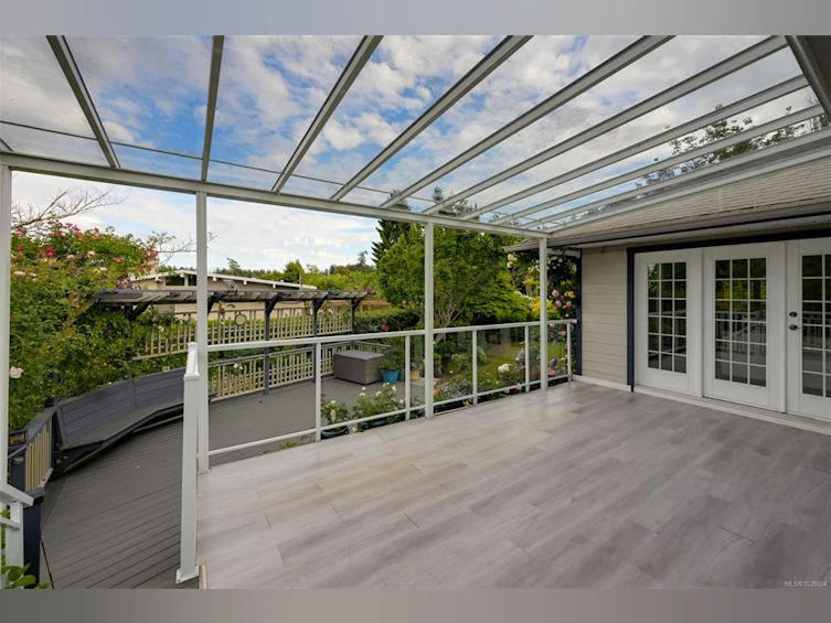 4005 Locarno Lane, Saanich, BC, V8N 3Z9 - 22