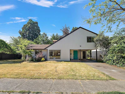 1871 Fairburn Drive - 2