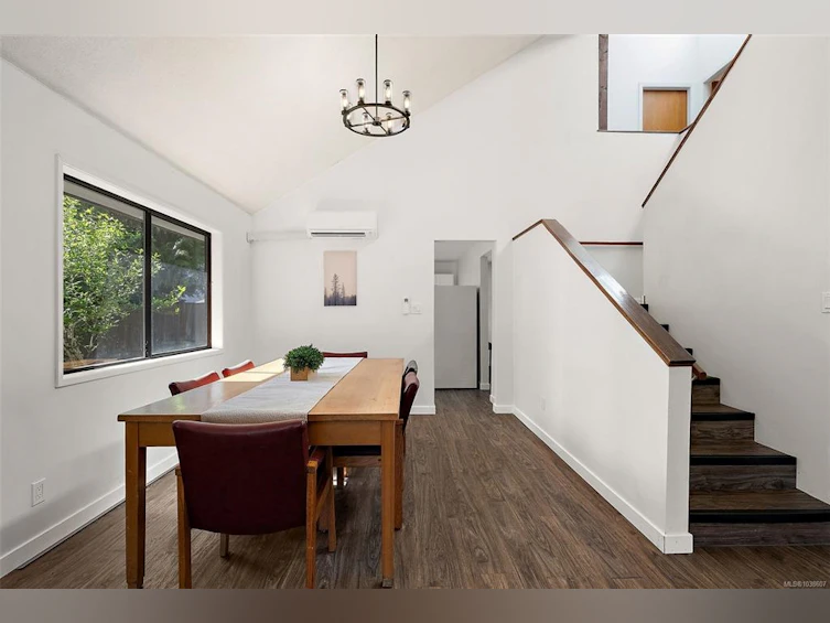 1871 Fairburn Drive, Saanich, BC, V8N 5B4 - 13
