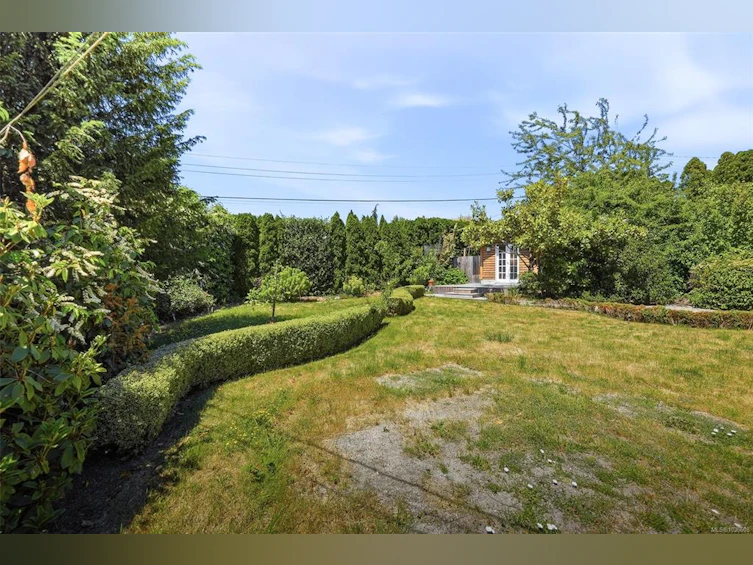 3026 Larkdowne Road, Oak Bay, BC, V8R 5N2 - 41
