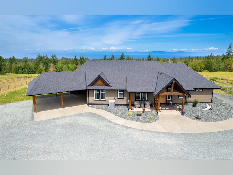 416 Grovehill Road, Qualicum Beach, BC, V9K 2A3 - 4