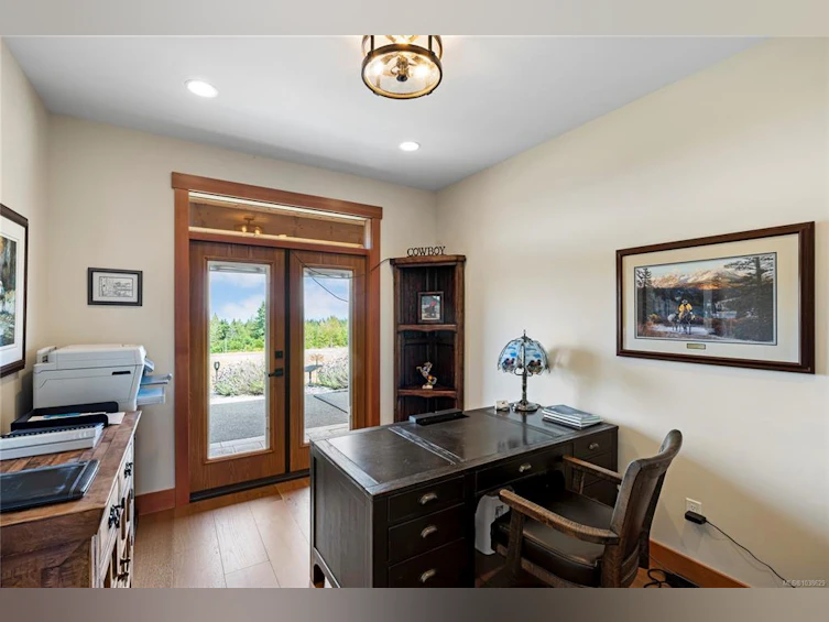 416 Grovehill Road, Qualicum Beach, BC, V9K 2A3 - 31