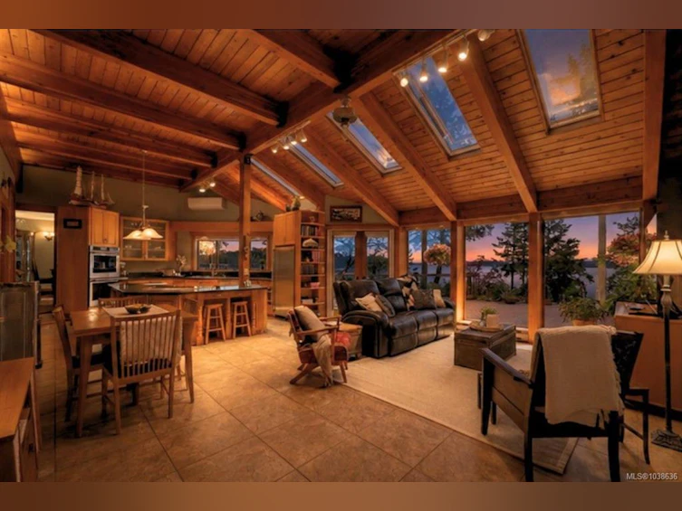 2070 Cooper Road, Gabriola Island, BC, V0R 1X7 - 24
