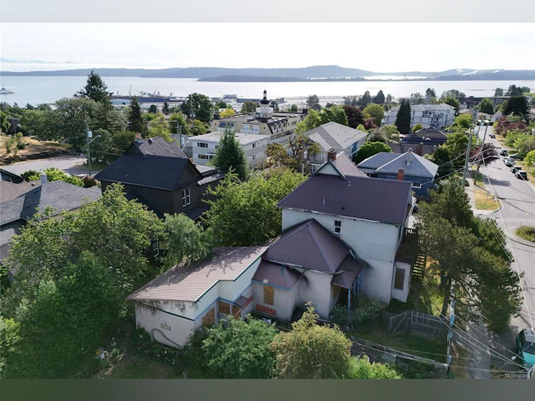 528 Hecate Street, Nanaimo, BC, V9R 4K2 - 2