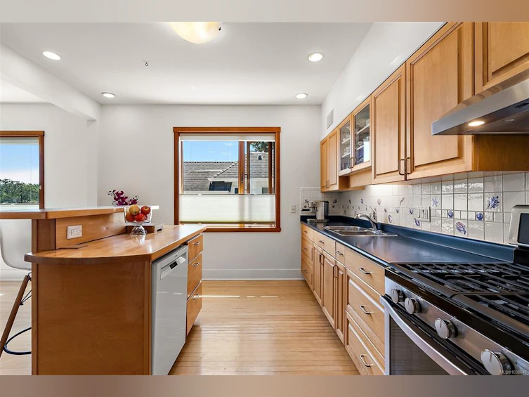 474 Foster Street, Esquimalt, BC, V9A 6R7 - 8