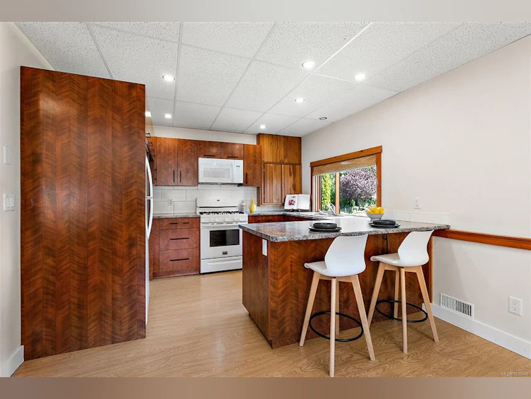 474 Foster Street, Esquimalt, BC, V9A 6R7 - 25