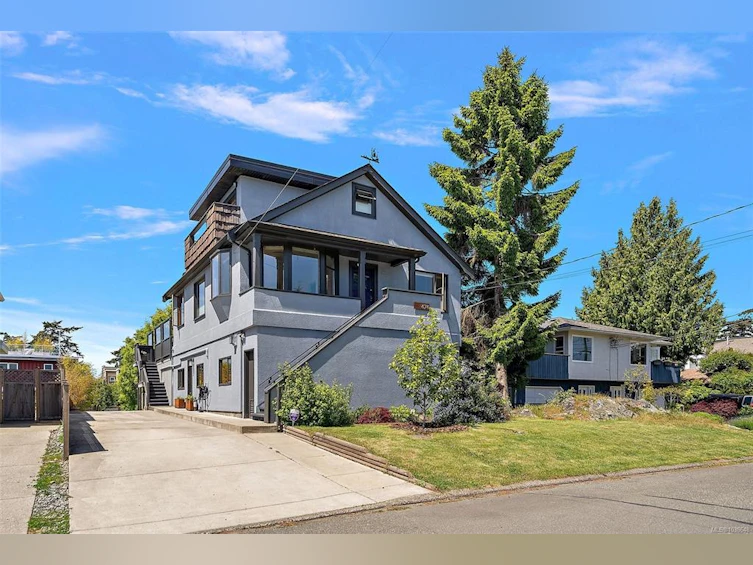 474 Foster Street, Esquimalt, BC, V9A 6R7