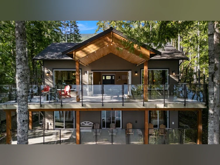 8130 Sa Seen Os Crescent, Youbou, BC, V0R 3E1
